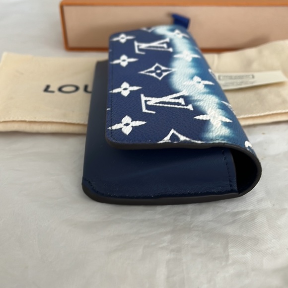 Louis Vuitton Escale Glasses case - Picture 4 of 10